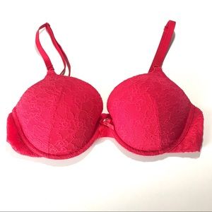 Red Lace Victoria’s Secret Bra SZ 36C